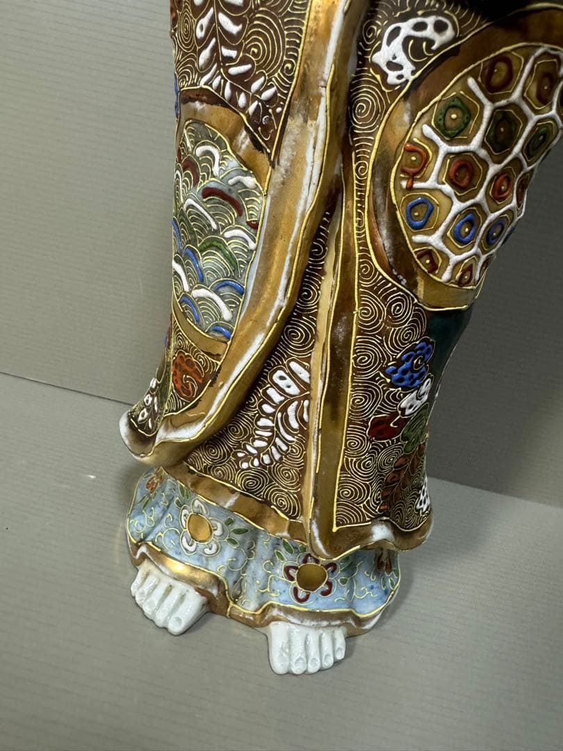 2308 九谷焼 観音菩薩像 仏像 色絵金彩 置物