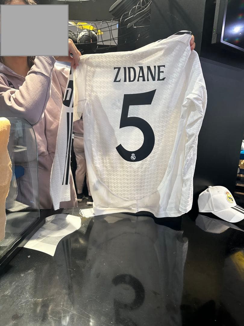【現地購入】レアル・マドリード オーセンティックユニフォーム ジダンカスタマイズ