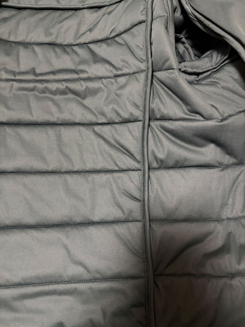 adidas タータンチェック 保温 中ワタ長袖フルジップジャケット