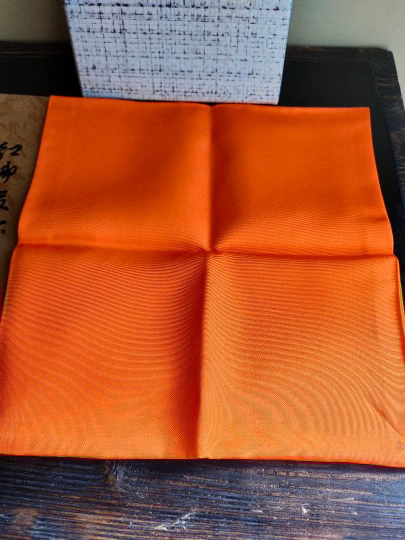 茶道 帛紗 土田友湖作 正絹塩瀬 朱（紅）化粧箱入り