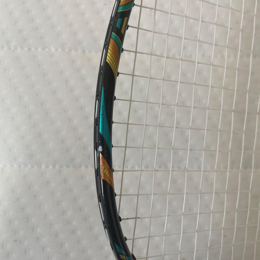 バドミントンラケットASTROX88D PRO 3U