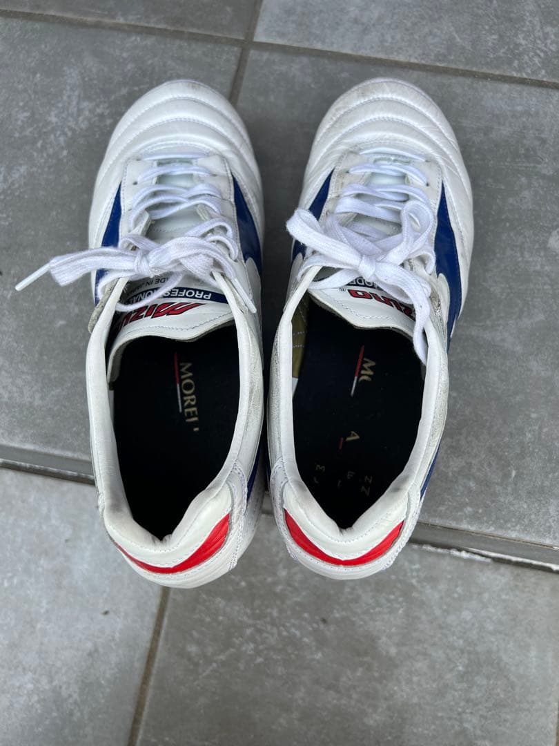 モレリア2 Japan 27センチ　白×青