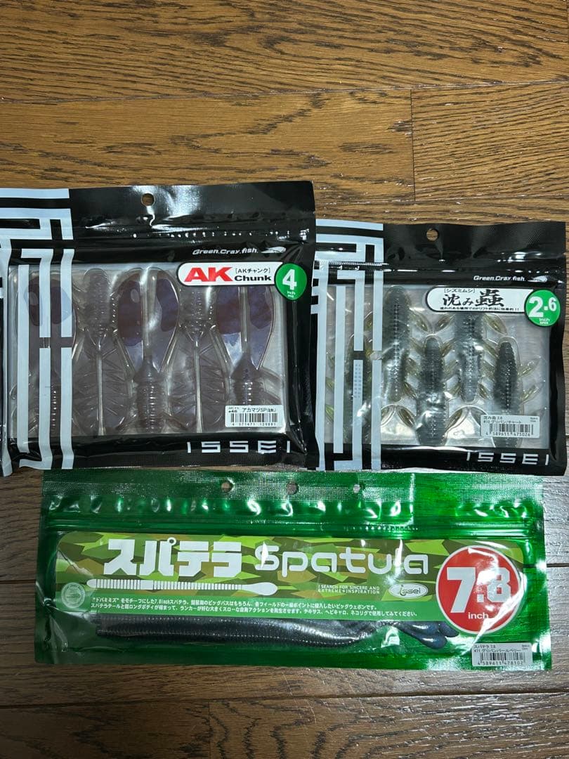 バス釣り引退セット約6万円相当　ワーム30点　ルアー28点　フック、シンカーなど