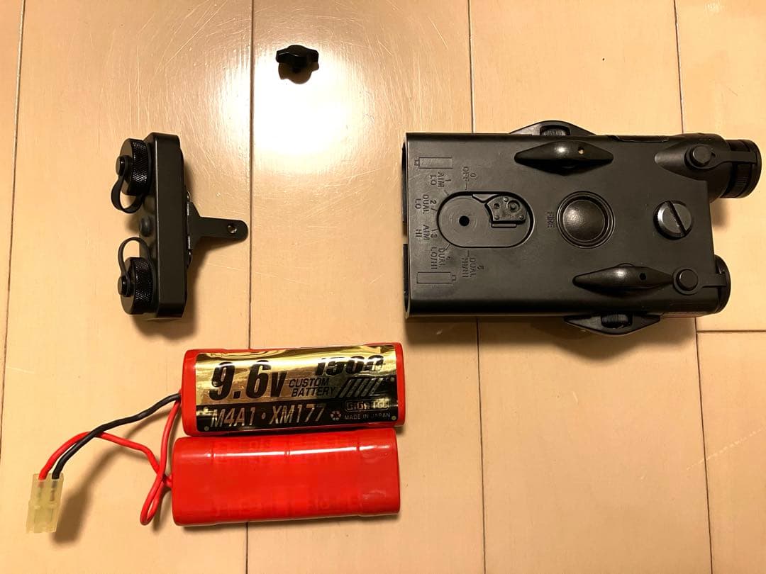 yy 東京マルイM4RIS初期　中古電動エアガン