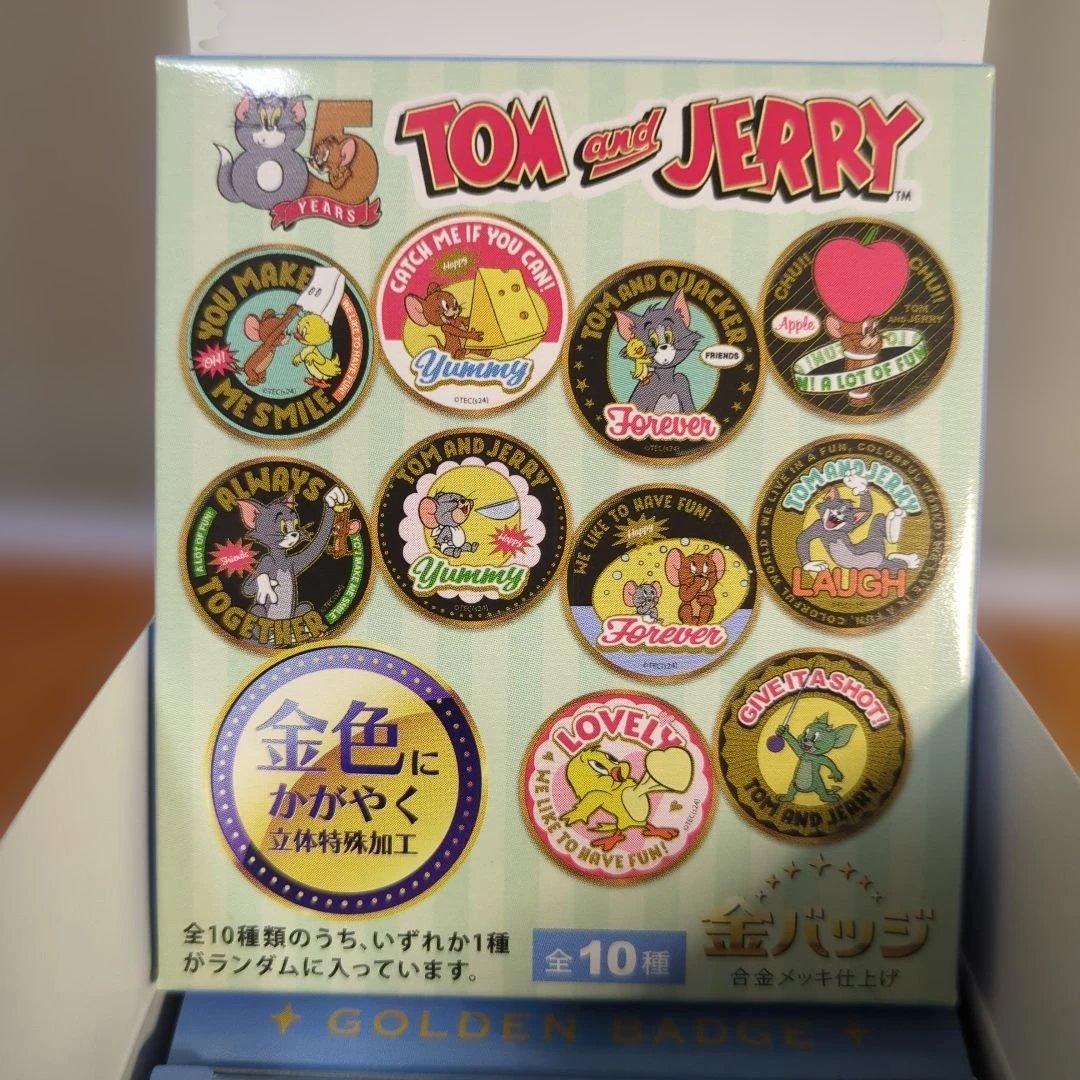 トムとジェリー COLORFUL FRIENDS 金バッジです。 新品未開封品。