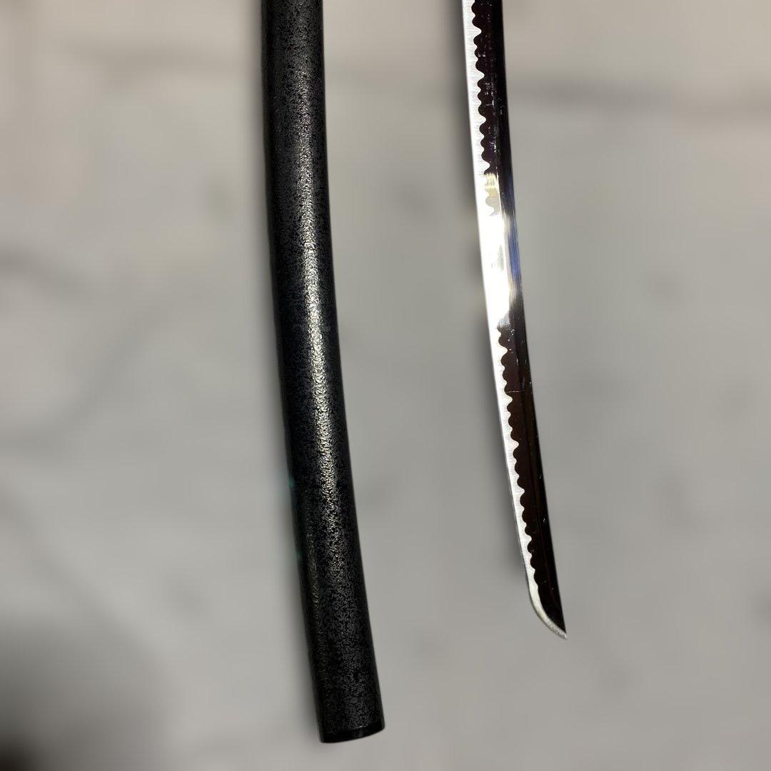 格安模造刀大刀 濃緑柄 波絵透し丸鍔 黒梨地鞘