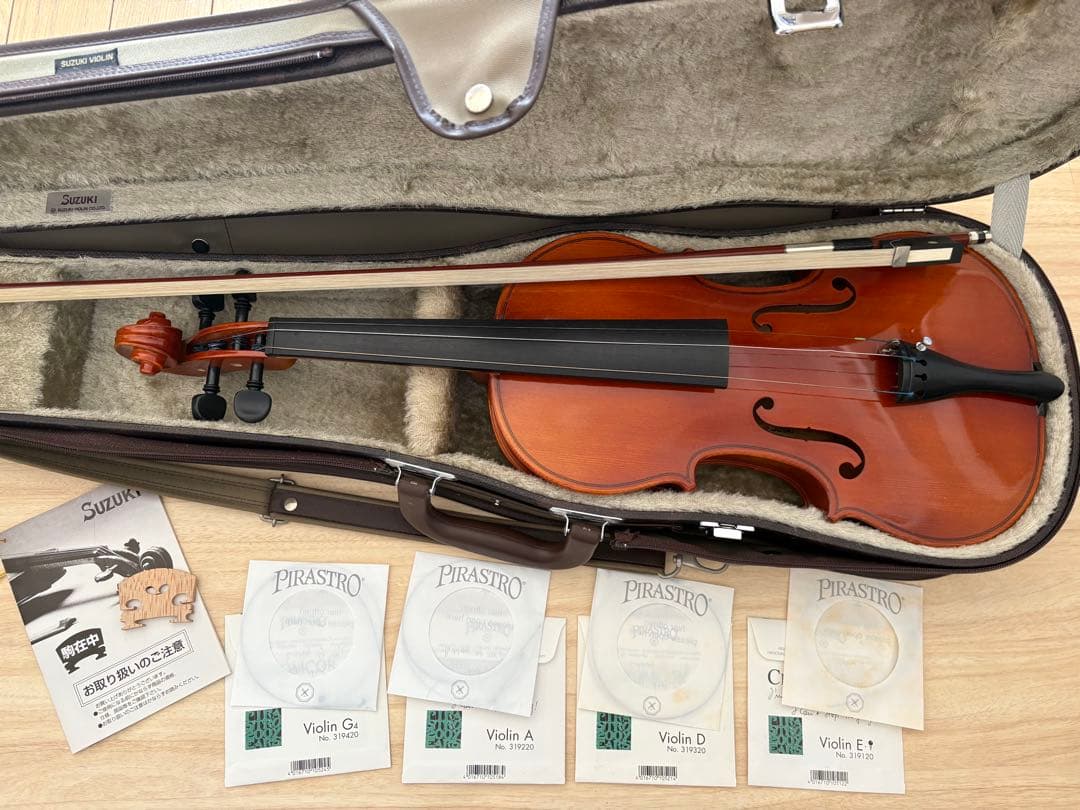 SUZUKI バイオリン　No.200 4/4 Anno 2003 ケース付