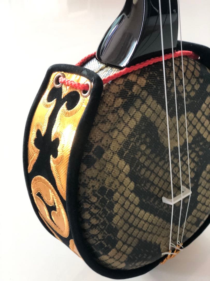 お値下げしました！新品！チューナー付ミニ三線！