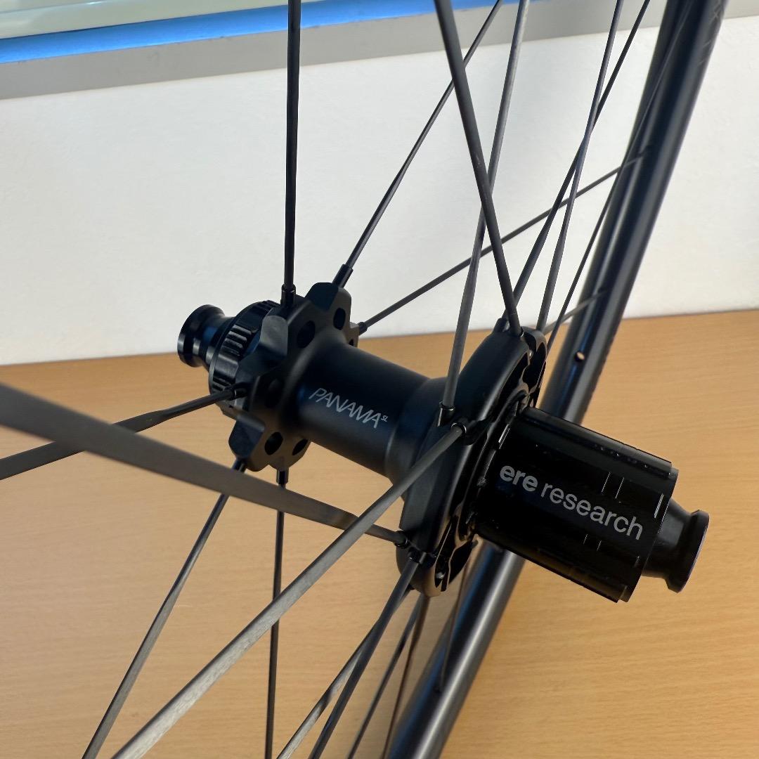 【美品】ERE RESEARCH GENUS SL30-R カーボンホイール