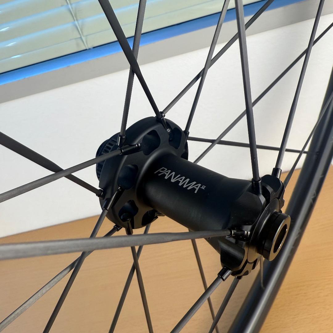 【美品】ERE RESEARCH GENUS SL30-R カーボンホイール