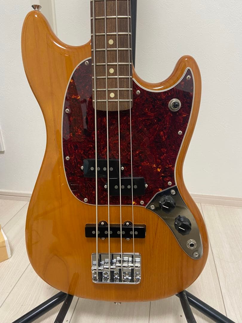 ベース Fender MEXICO Mustang Bass