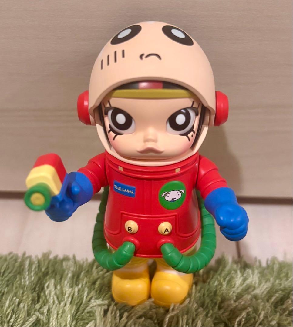 MEGA SPACE molly 400%+100% クレヨンしんちゃん