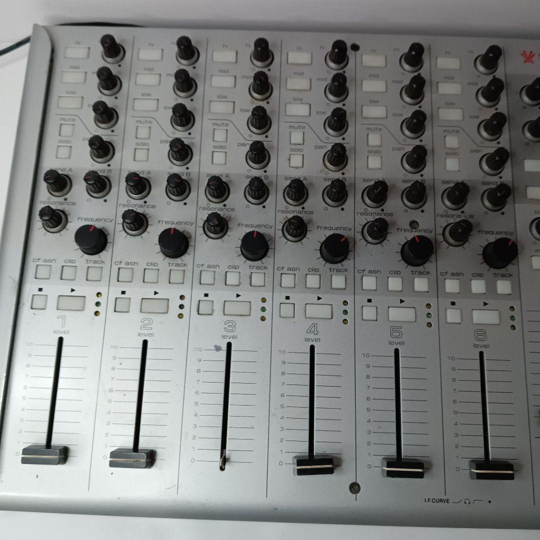通電確認品 Vestax VCM-600 MIDIコントローラー ベスタクス