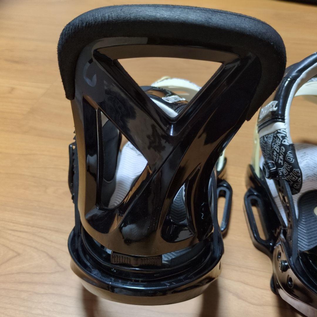 CARTEL スノーボードビンディング ブラック/ホワイト