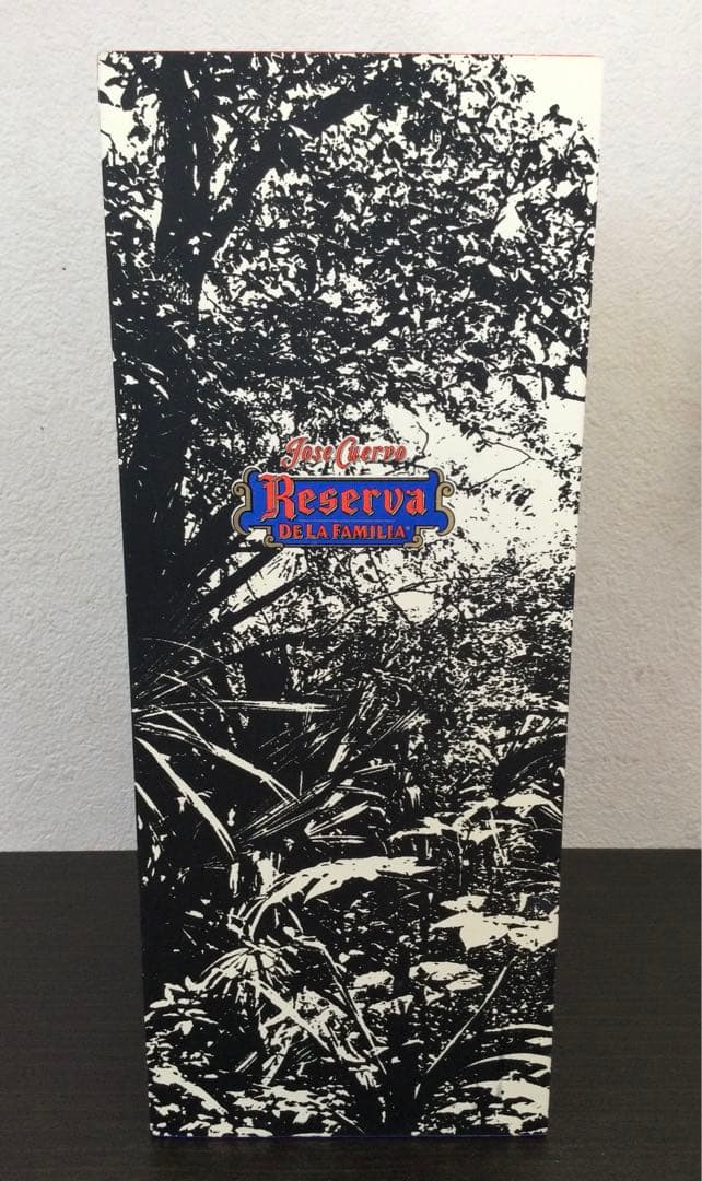 【未開栓】ホセ クエルボ レゼルヴァ デ ラ ファミリア 750ml