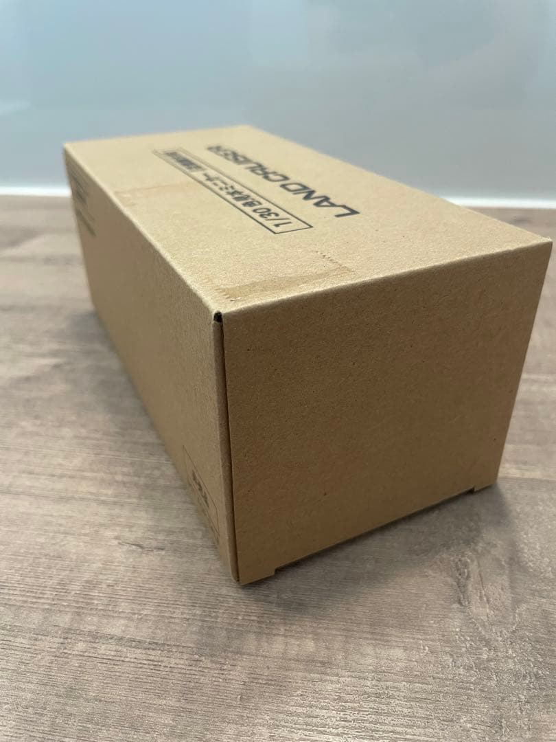 角目 プラチナホワイトパールマイカ ランクル250 色見本1/30(非売品)