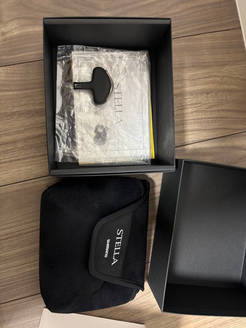 SHIMANO STELLA 22ステラ4000XG リブレハンドルノブ付き