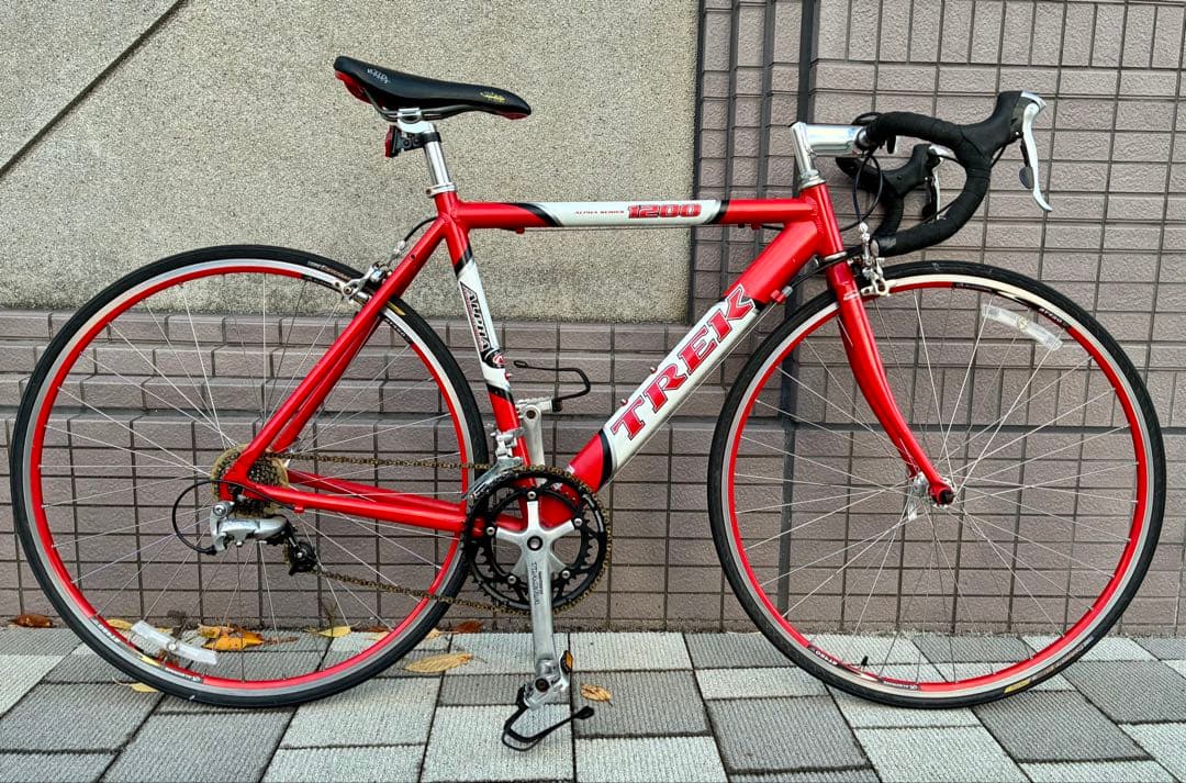 TREK トレック ロードバイク 2✖️9 18段　アルミ　東京