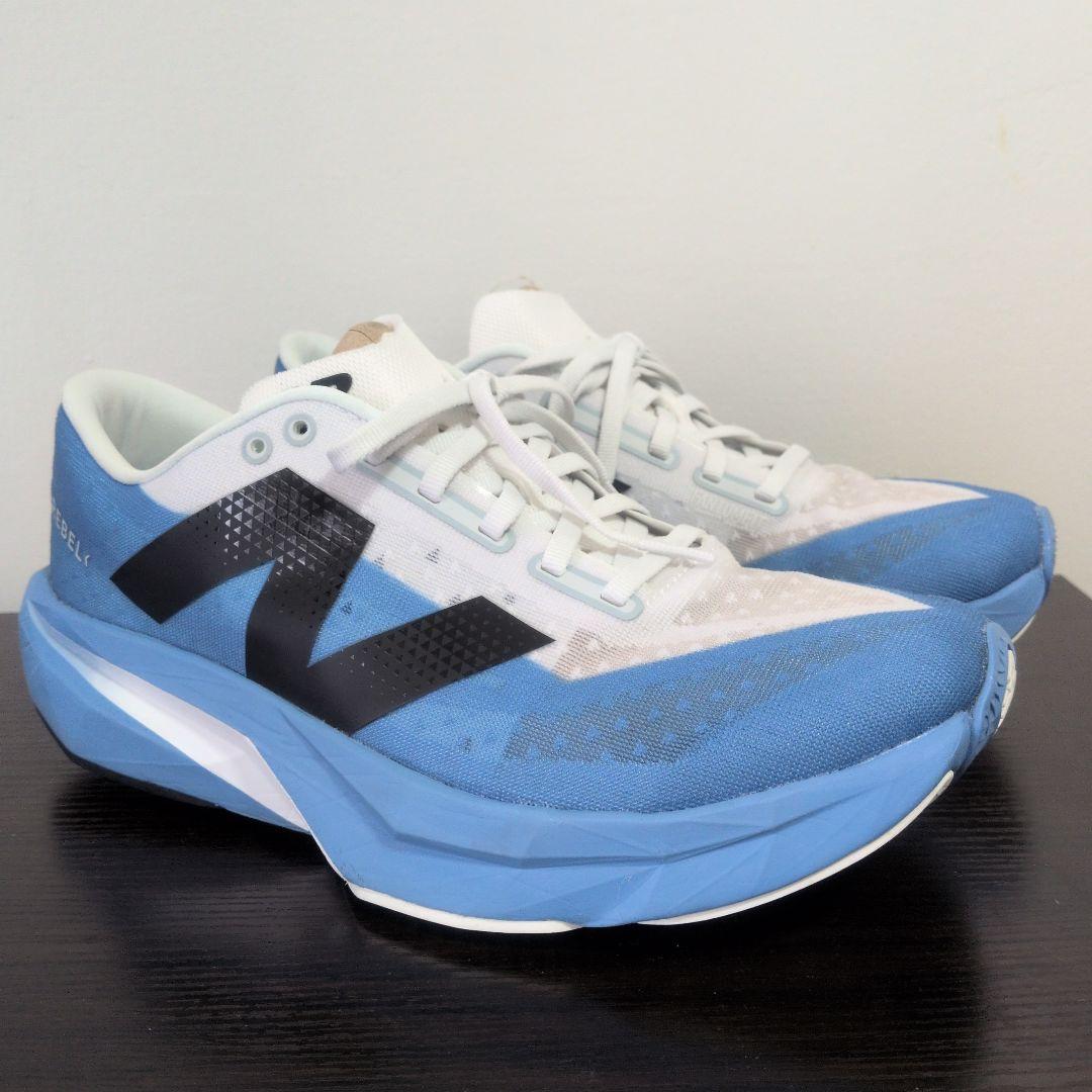 FUELCELL REBEL V4　27.5センチ