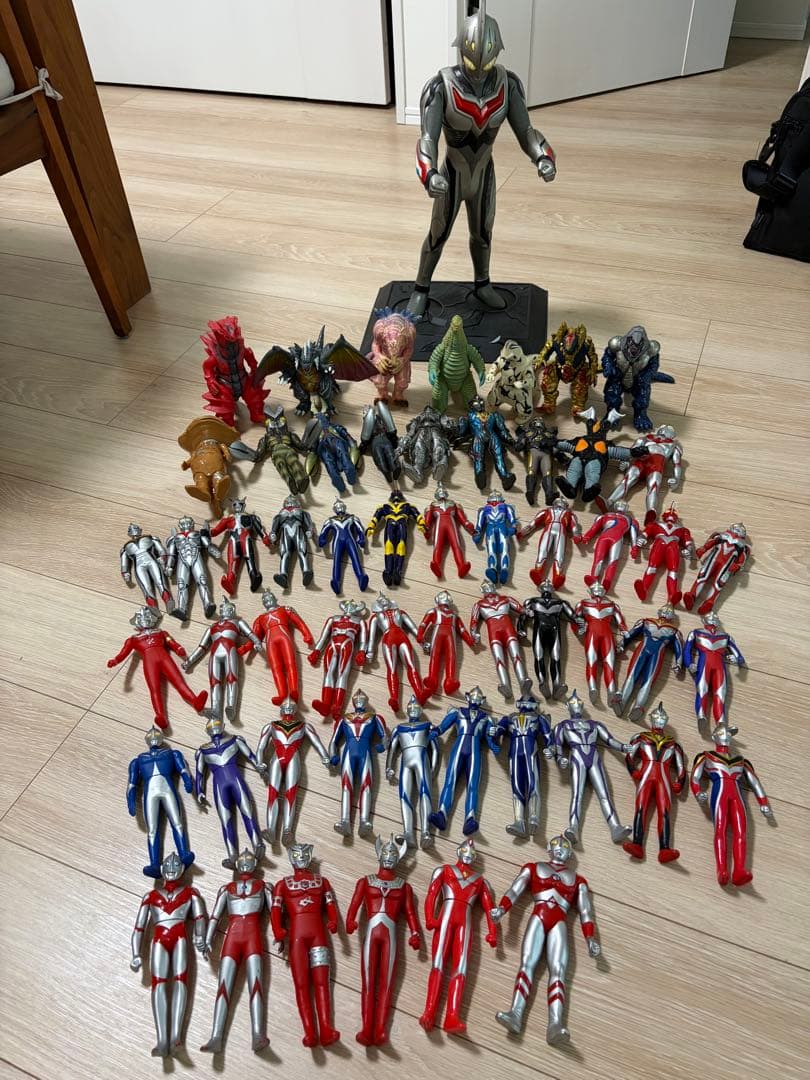 ウルトラマンフィギュアセット 56体(デカフィギュア1体)、まとめ売り