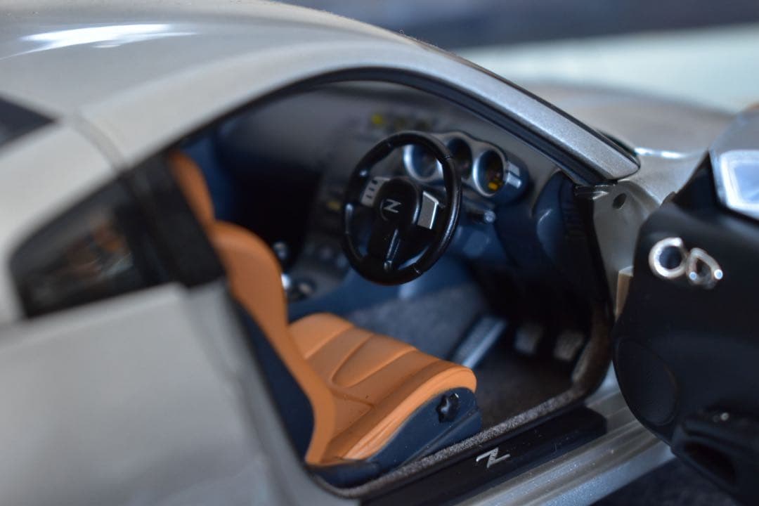 1/18 オートアート 日産 フェアレディZ Z33 350Z ミニカー