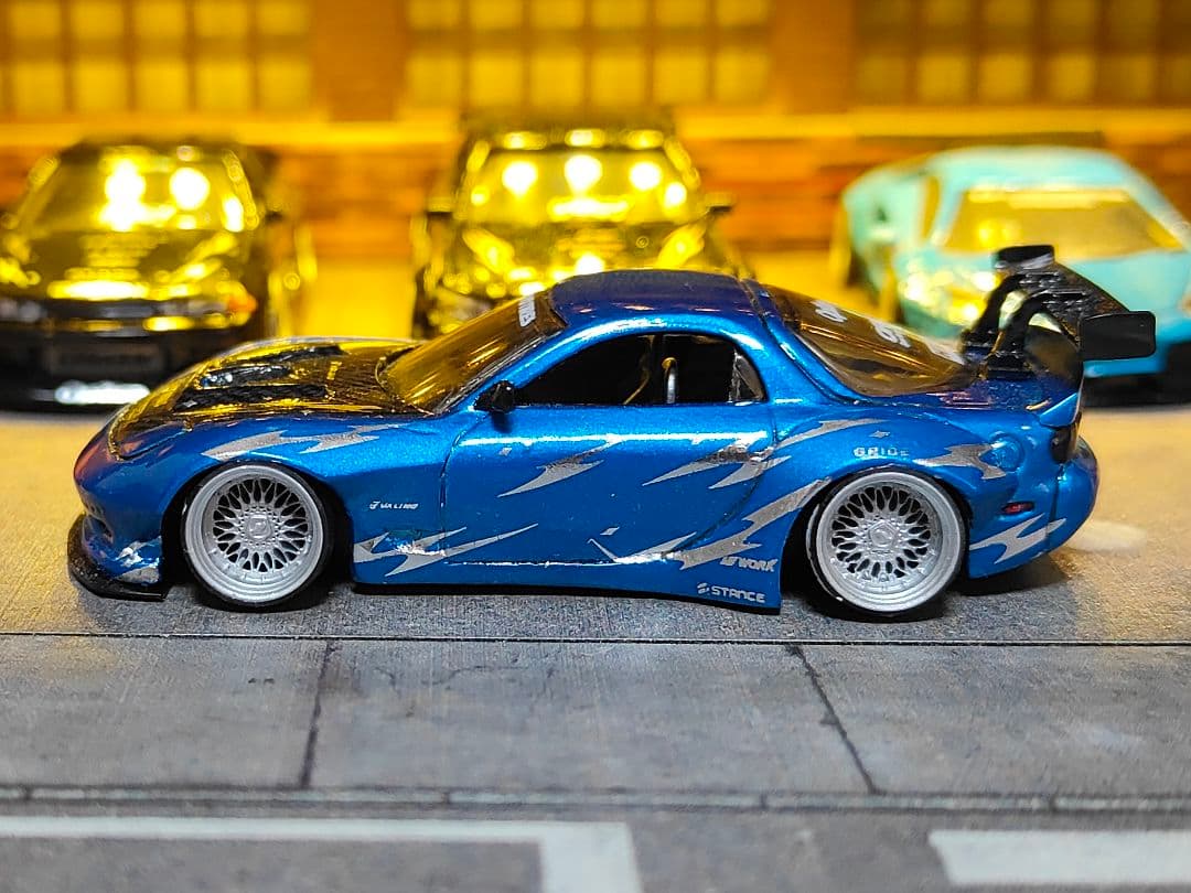 ホットウィールカスタム マツダ RX7 ドリ車 フルエアロ ☆深リム☆トミカ改造