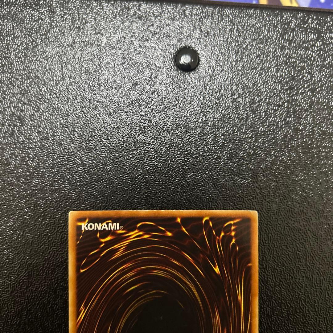 遊戯王カード　インセクト女王　レリーフレア