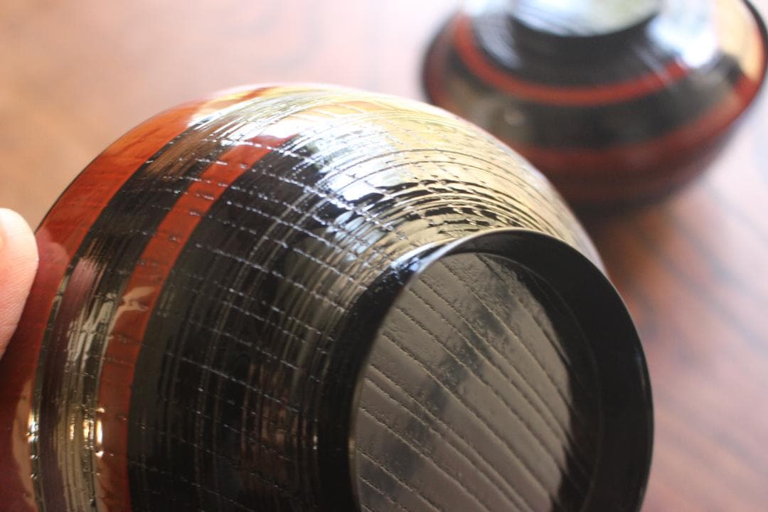 デッドストック！極上独塗分柿合わせに優美な見返雲錦蒔絵の映えるお椀2点（検山中塗