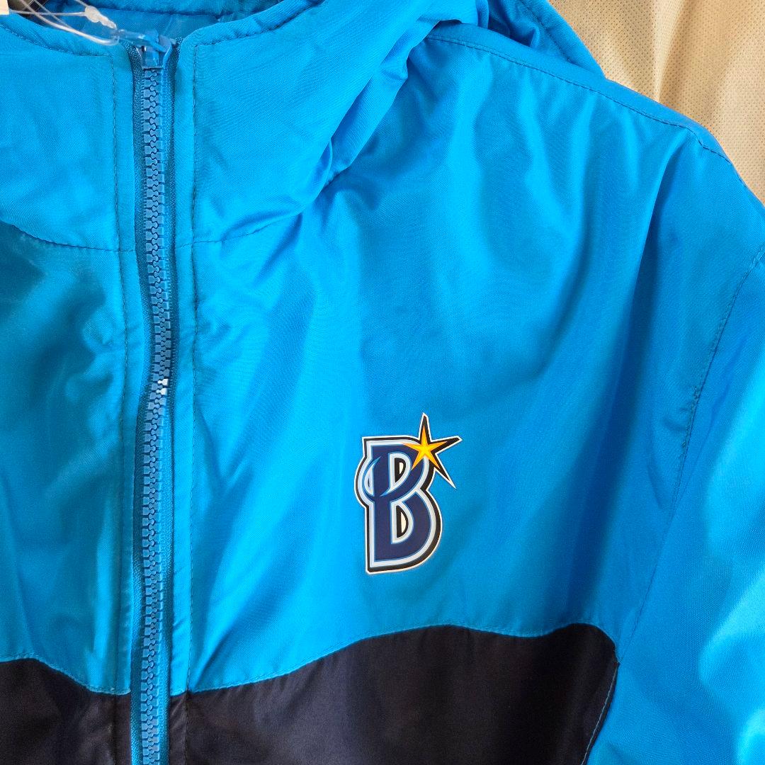 【未使用】横浜DeNAベイスターズ　サーモライト　アウター　ブルゾンL
