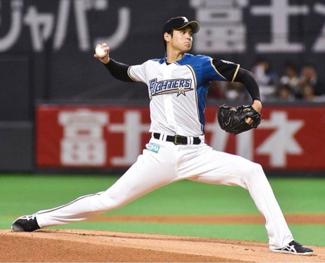 【廃盤】大谷翔平選手 日本ハムファイターズ時代　レプリカユニフォーム　Ｓサイズ