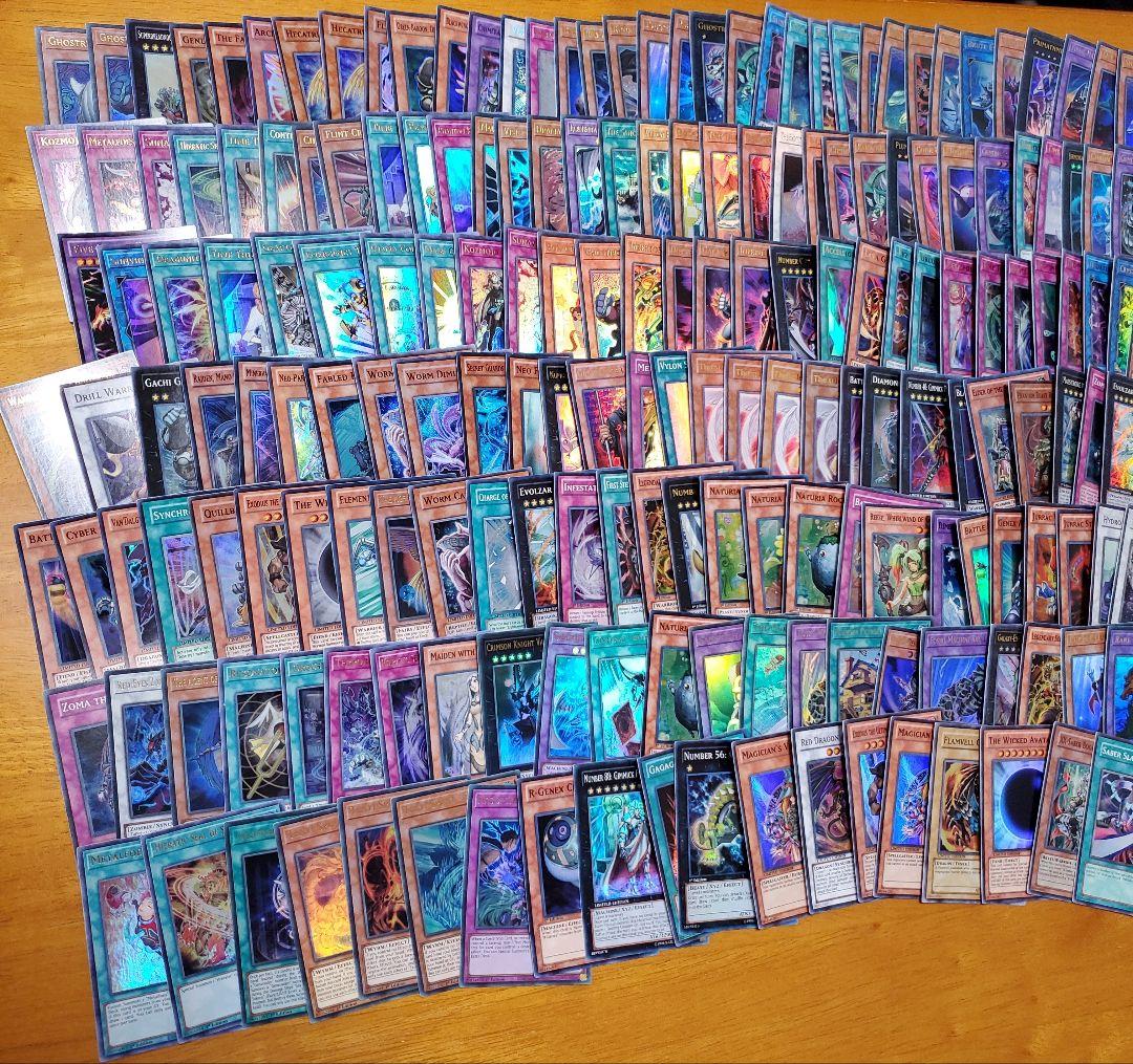 遊戯王　まとめ売り　英語版440枚以上セット　青眼の白龍他　廃盤希少品　売切終了