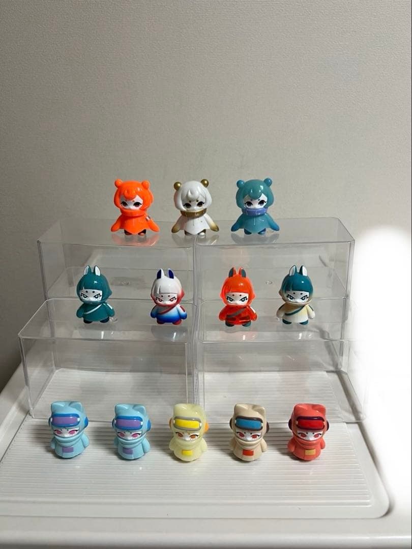 VAGガチャ、デンシコネコ、ソフビ、蓄光