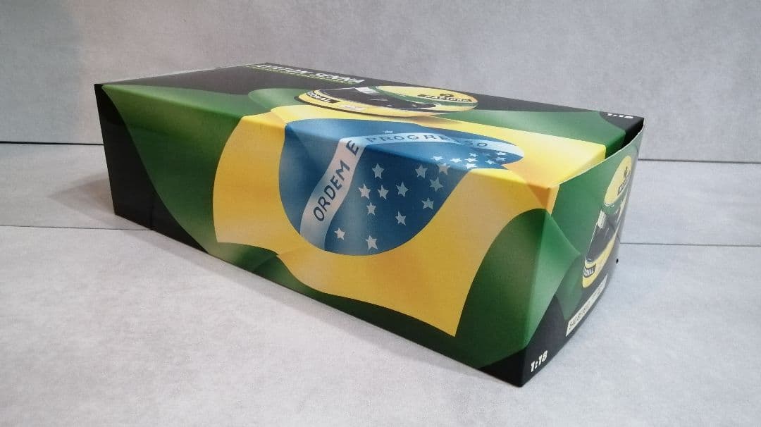 Lotus Renault 97T アイルトン・セナ 1/18 ミニチャンプス