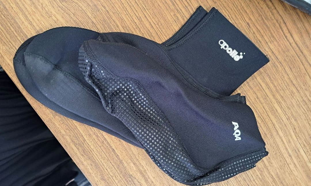 アクアラング　スキューバダイビングセット　ウエットスーツ　ダイビングスーツ