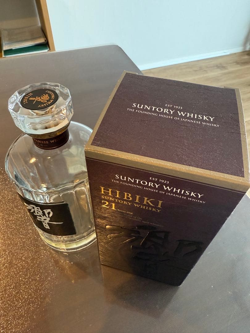 響HIBIKI 21年 ウイスキー 700ml⭐︎空瓶&外箱