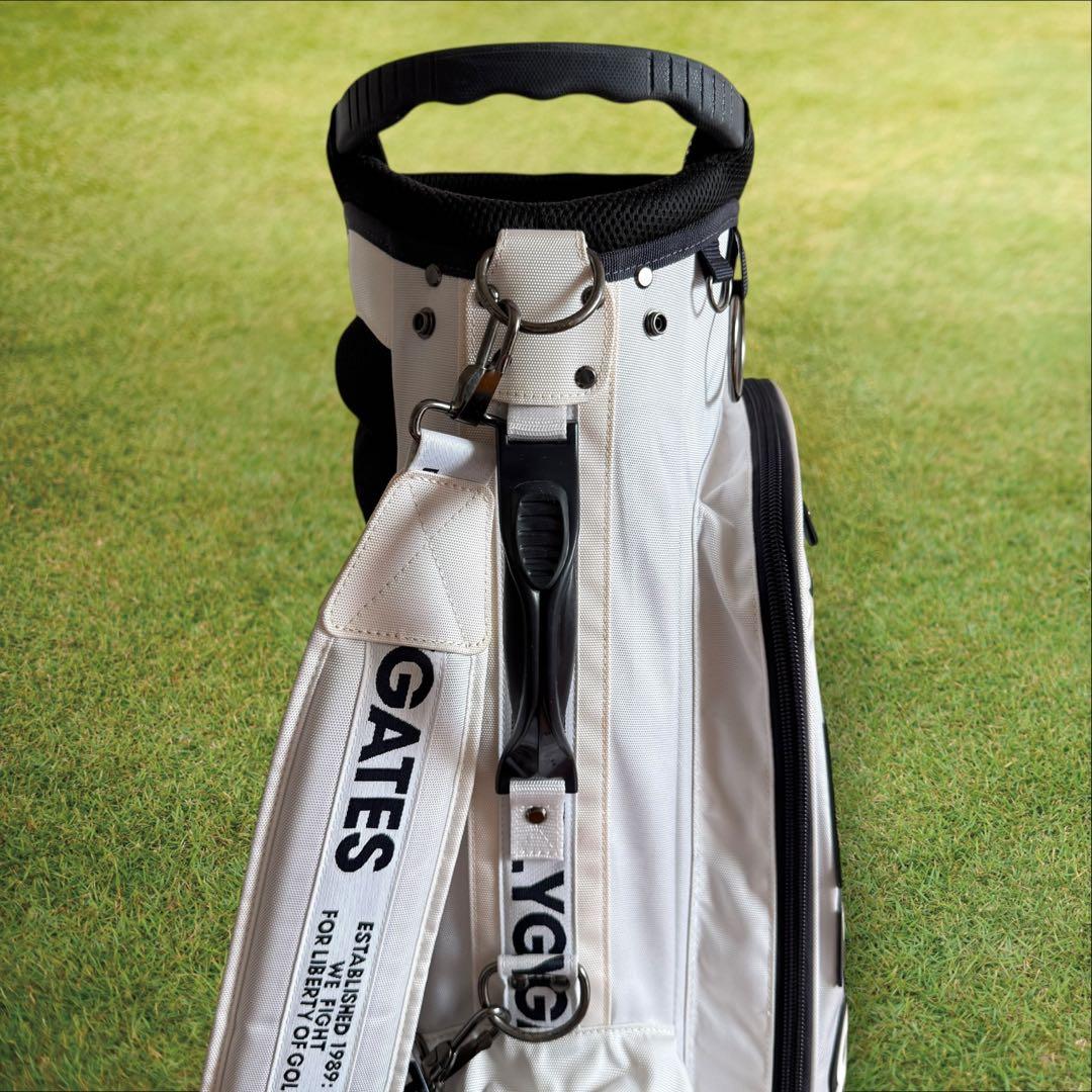 美品　パーリーゲイツ　キャディバッグ　ショルダー式　スタンド式　軽量　白　黒