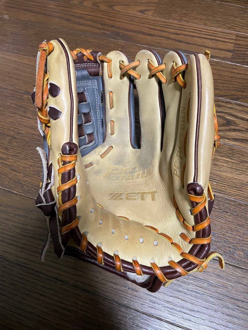 ZETT プロステイタス 巨人 吉川尚輝 モデル 216型　限定軟式