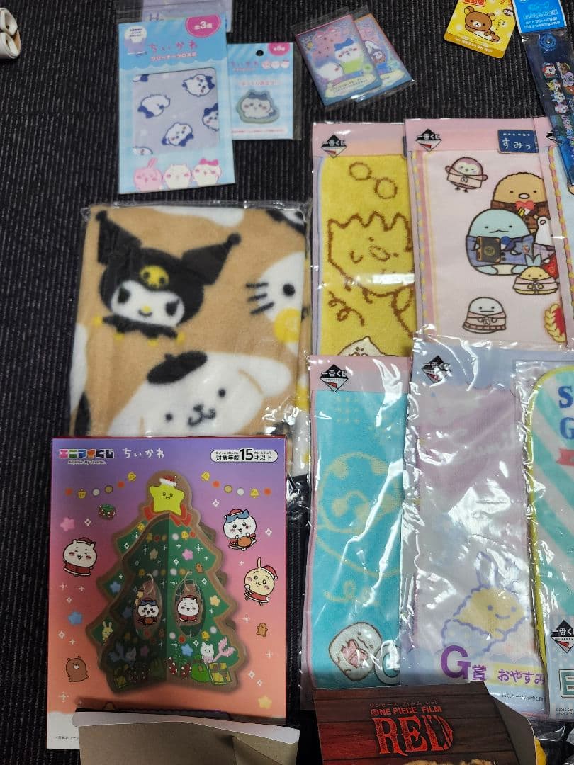 ちいかわ　すみっコぐらし　ワンピース　ツイステ　リラックマ　まとめ売り