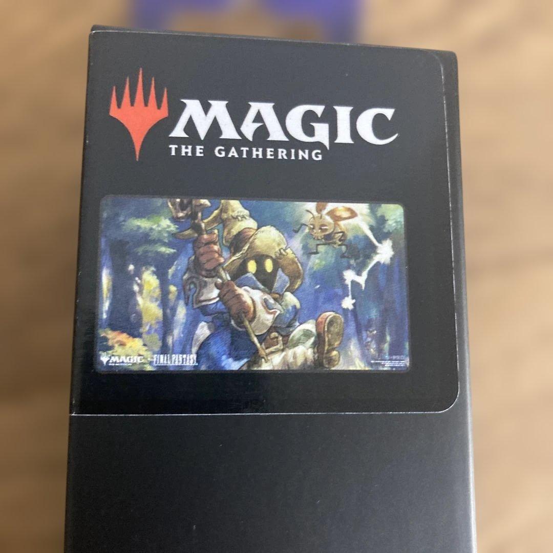 MTG×FF ウルトラプロ プレイマット　迷える黒魔道士、ビビ