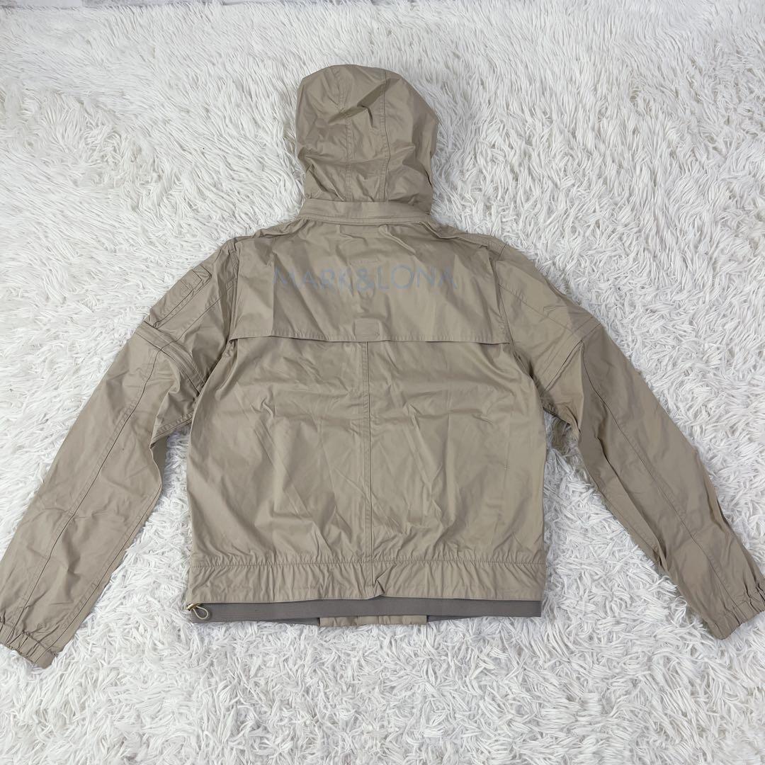 マークアンドロナ　多機能　ナイロンジャケット　フード脱着可能