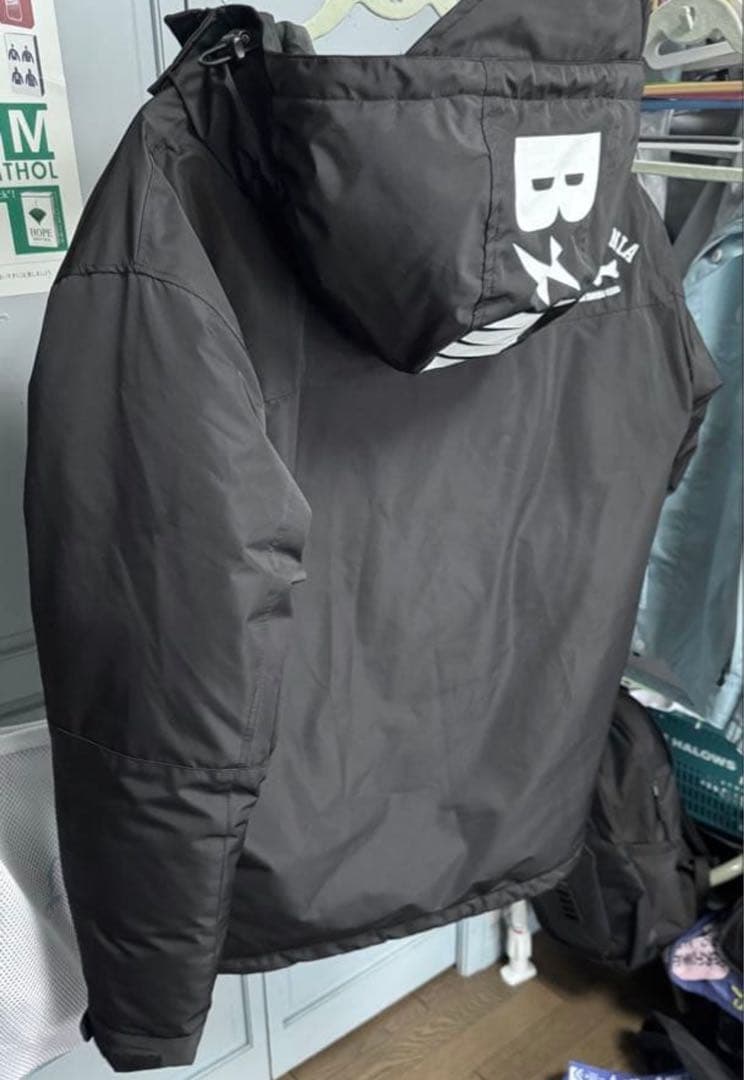 バスマニア　アーチロゴマウンテングースダウンジャケット ブラック Mサイズ