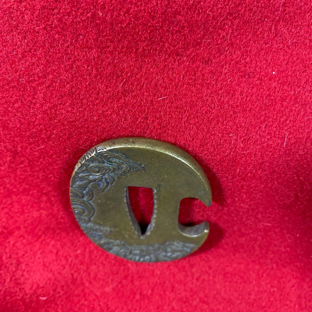 B–9 日本刀の鍔(つば) 武具　銅製　装飾品　アンティーク　美術品　工芸品　鍔