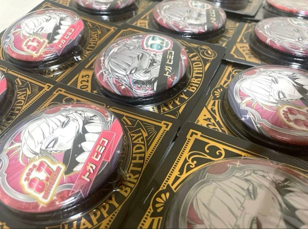 【限定品】ヒロアカ バースデイ 缶バッジ トガヒミコ 3年分 15点