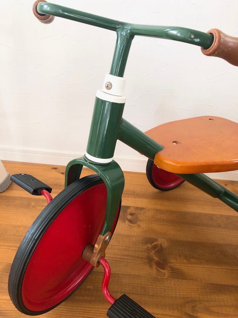 3輪車　室内のりもの　足漕ぎ　バギー