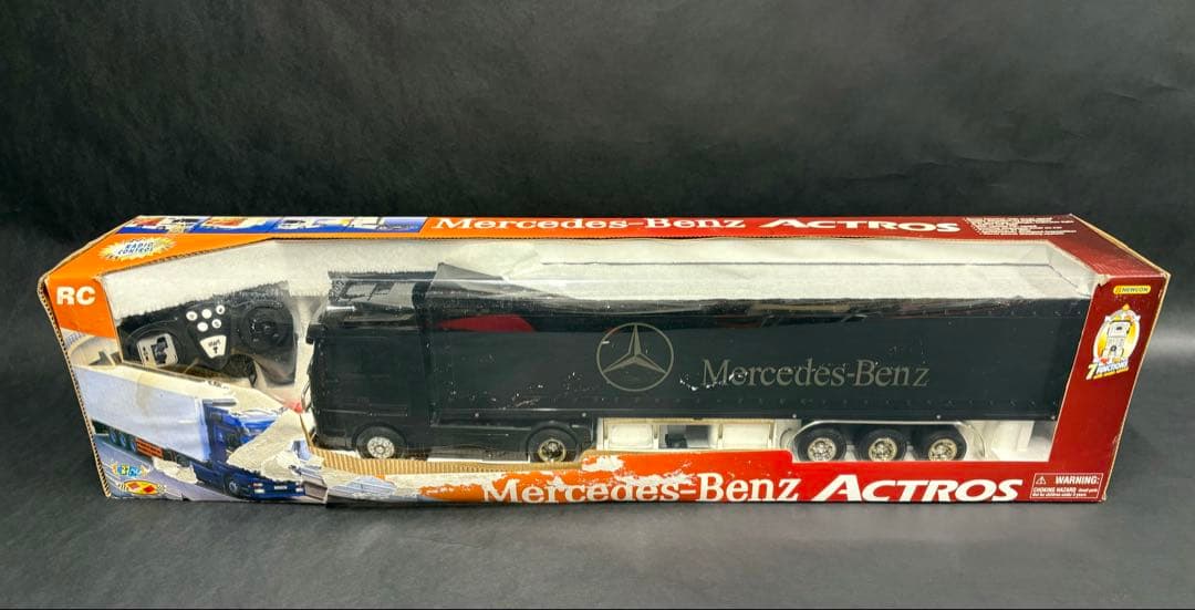 メルセデスベンツ アクトロス トレーラー トラック ラジコン　未使用保管品