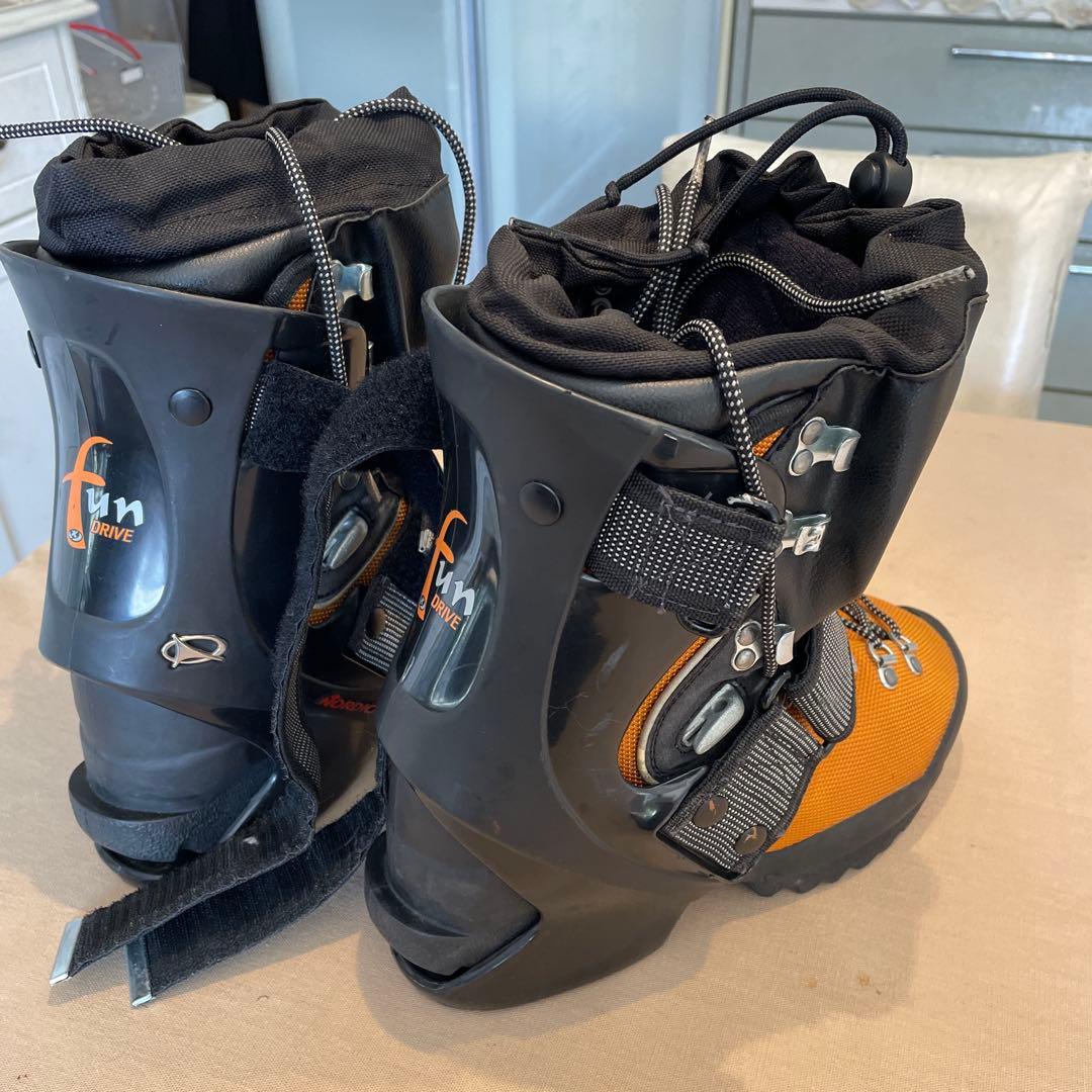 美品ノルディカ　ファンドライブ　ファンスキーブーツ24.5ブーツケース 付き