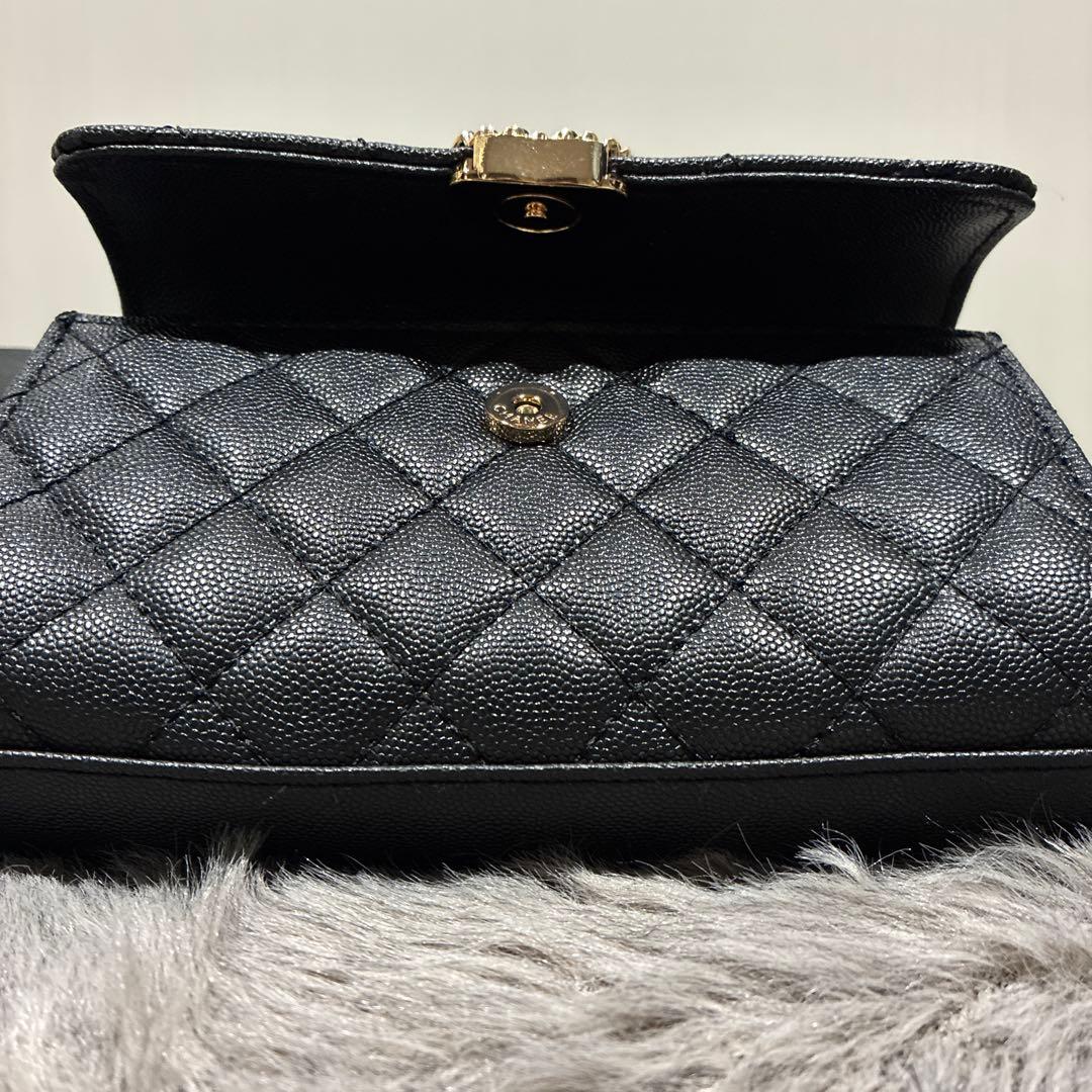 CHANEL シャネル　make up ノベルティ　チェーンショルダーバッグ　黒