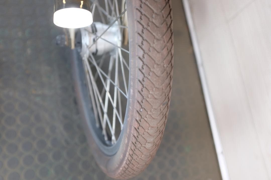 N*読様 BS Bikke　　20インチ　3段　8.9Ah（5点灯）充電器あり