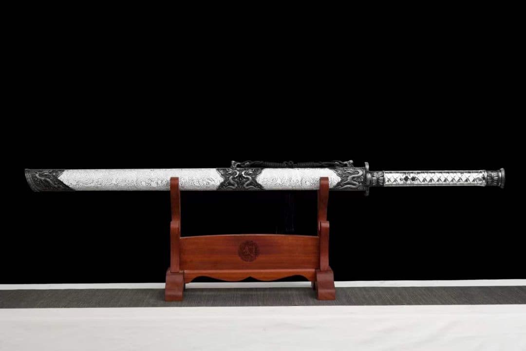 【黒金古刀―柳葉刀】 古兵器 武具　刀装具　日本刀　模造刀 居合刀 長尺