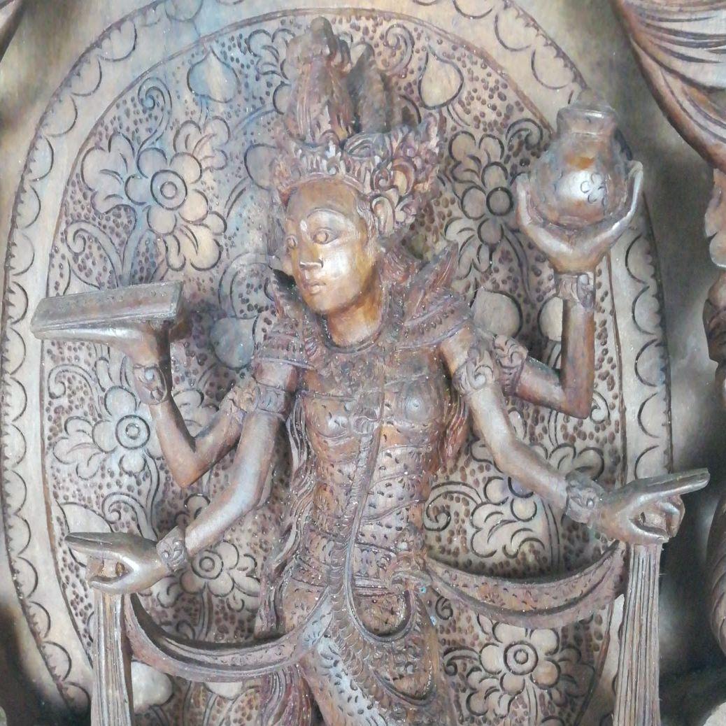 バリ島　インドネシア　レリーフ　壁掛け　木彫彫刻